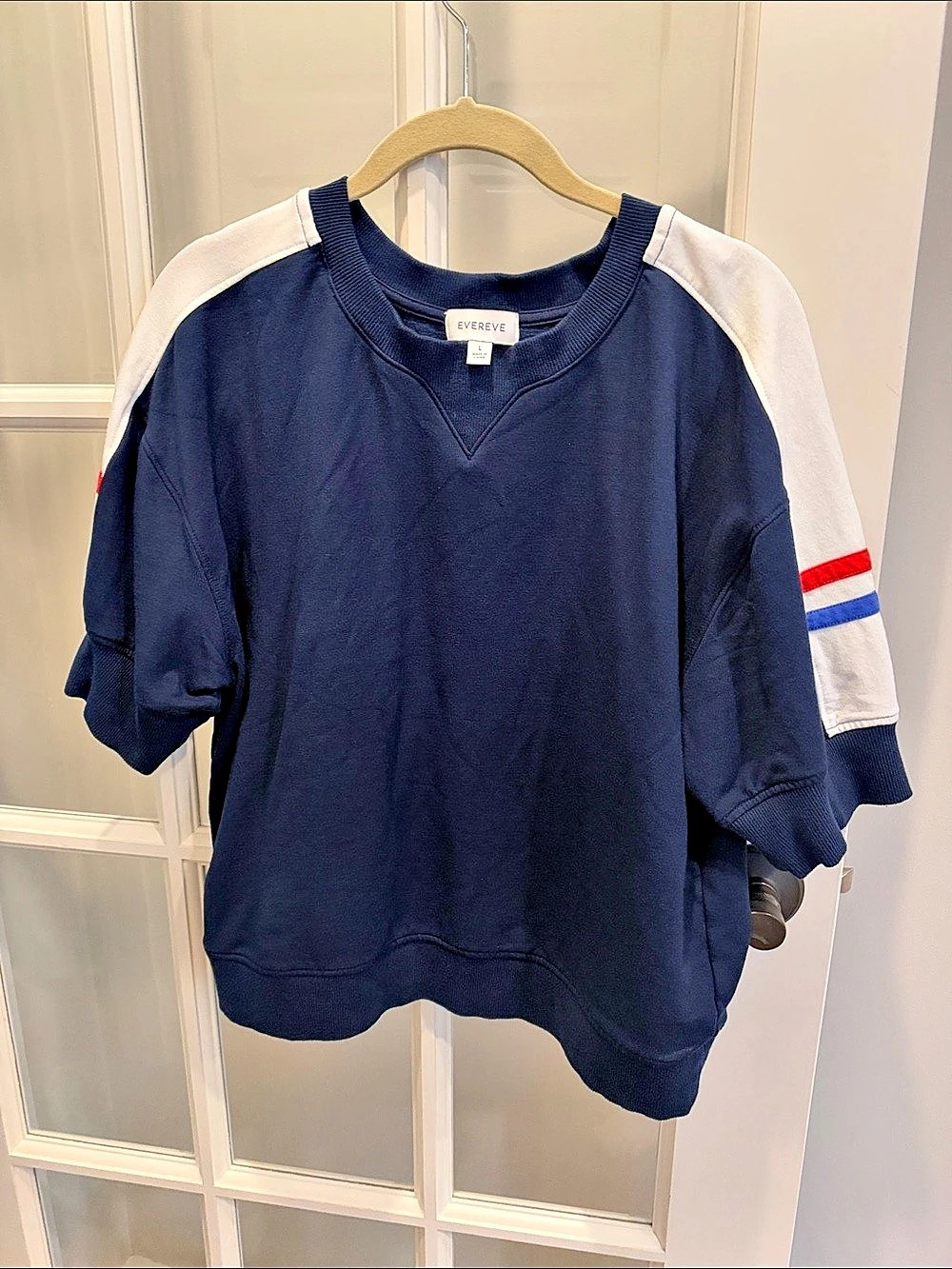 EVEREVE Color Block Sweatshirt in Blue & White Size Large Like New